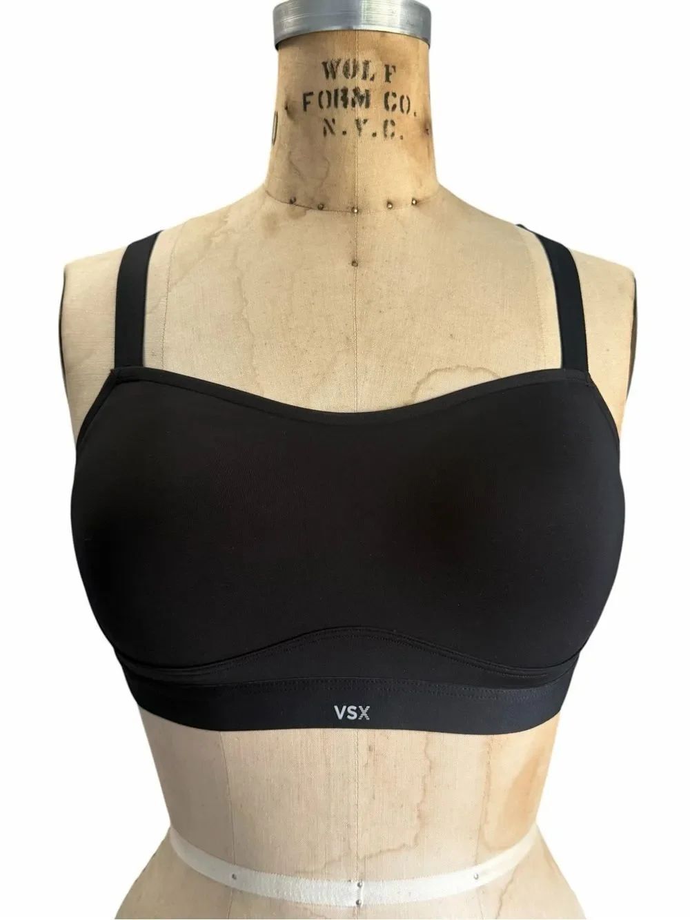 NWT VSX Victoria’s Secret Black Medium Support Sports Bra Size L